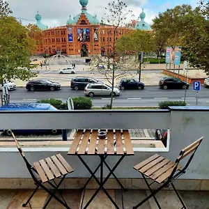 https://opa-lisbon-83-rooms-and-apartments.hotels-lisbon-portugal.com